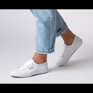 NEW Superga Cori Classic Shoe